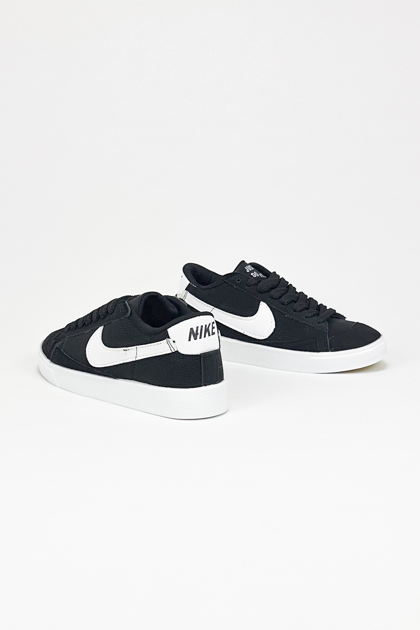 کفش اسپرت نایک مدل Blazer Low - مشکی سفید