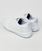 کفش روزمره زنانه نایک Air Jordan 1 Low Travis Chameleon سفید آبی