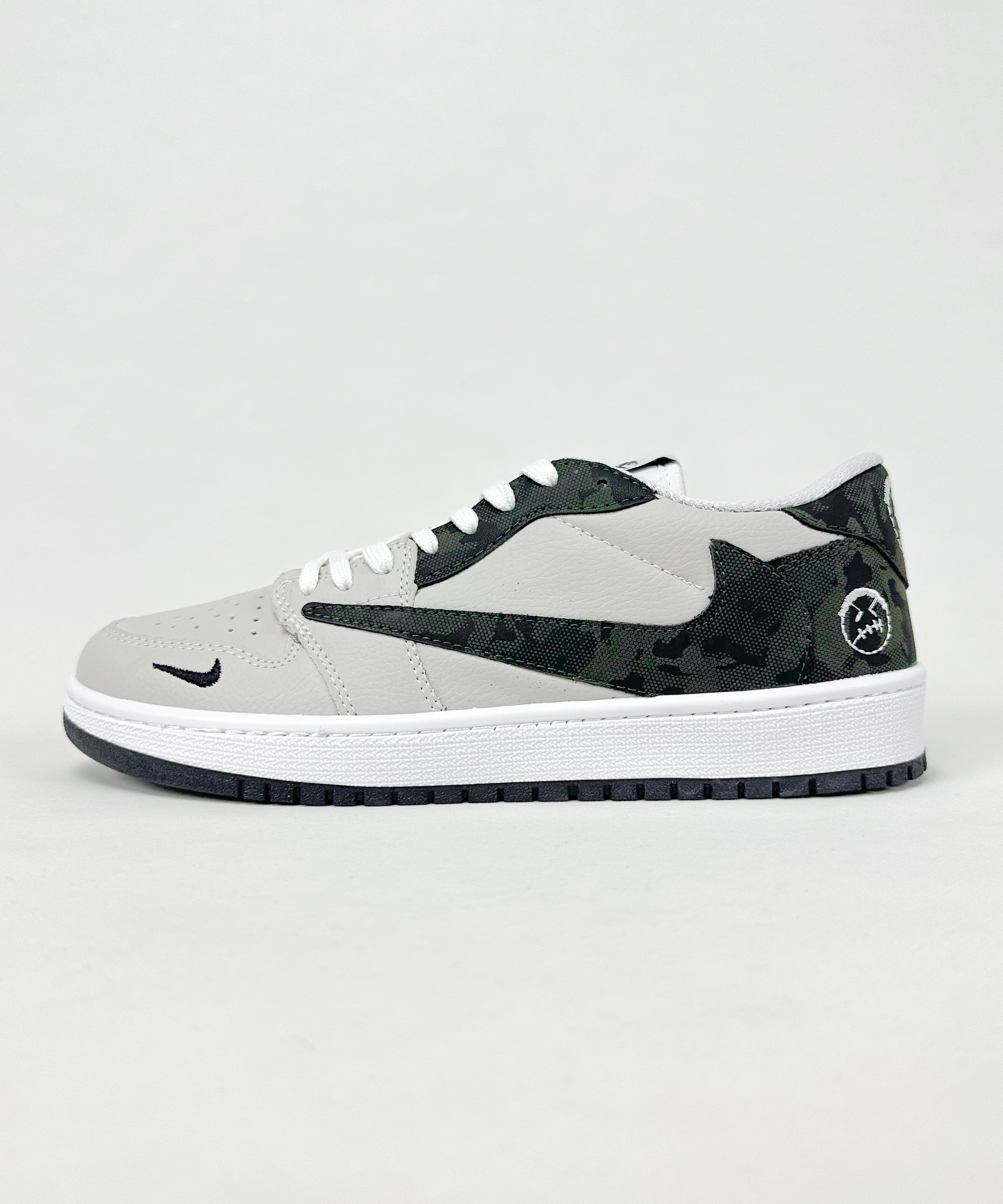 کفش روزمره مردانه نایک Air Jordan 1 Low Travis Army Green سبز چریکی